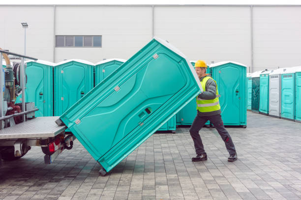 Best VIP or Luxury Restroom Trailers  in Thornton, CO